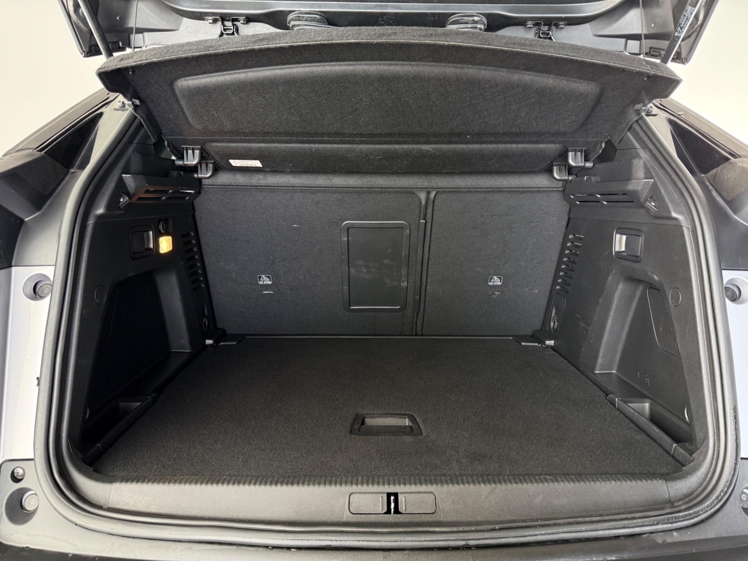 Used Peugeot 3008 2023 for sale - 76466692: Photo 12