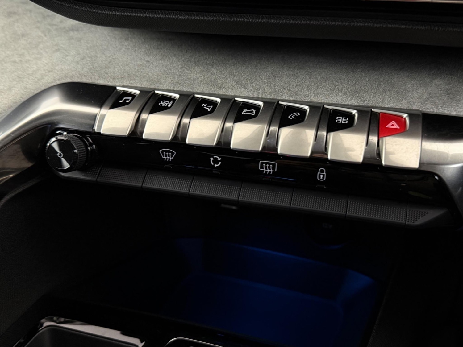 Used Peugeot 3008 2023 for sale - 76466692: Photo 43