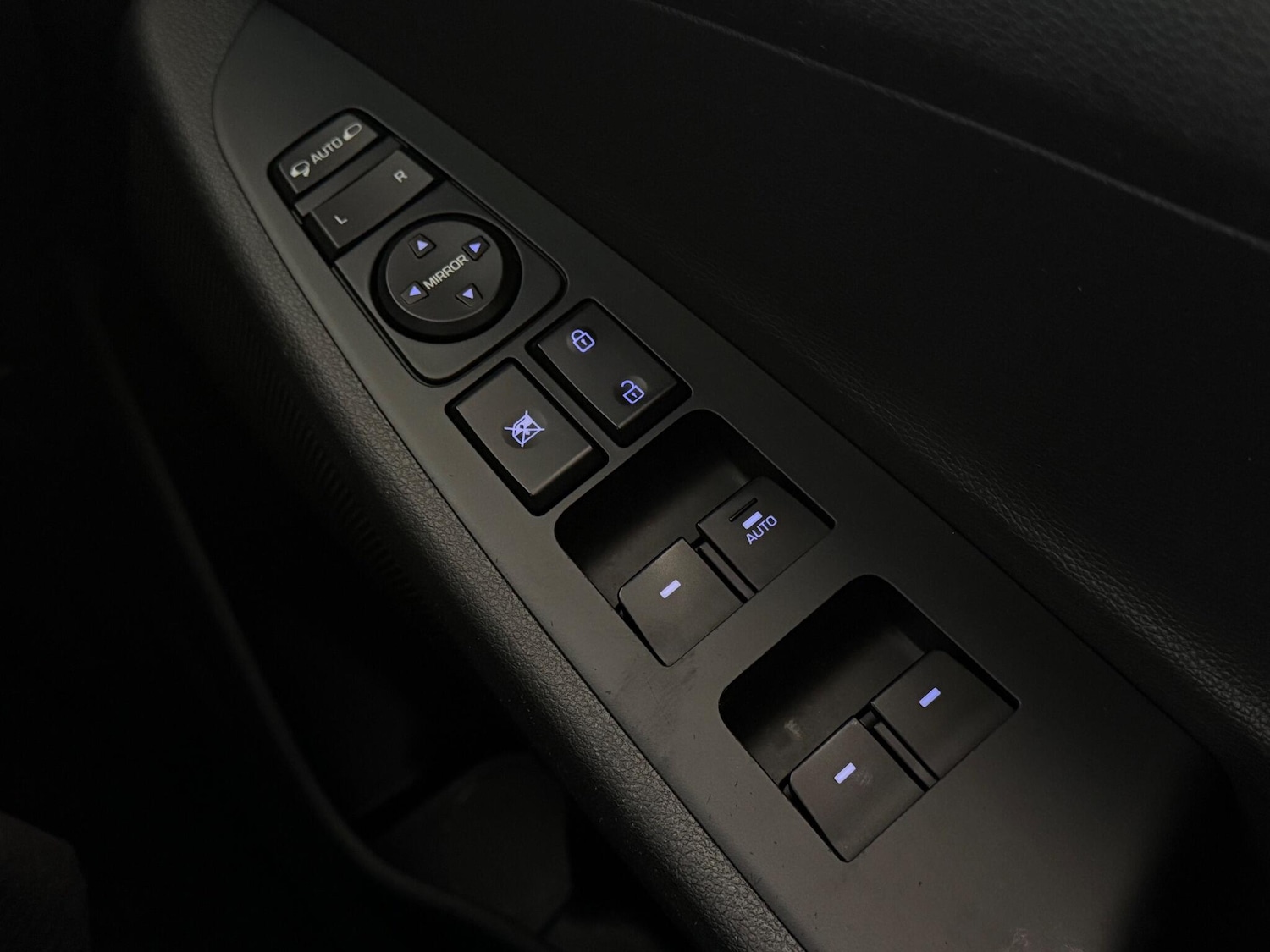 Used Hyundai TUCSON 2017 for sale - 76466841: Photo 27