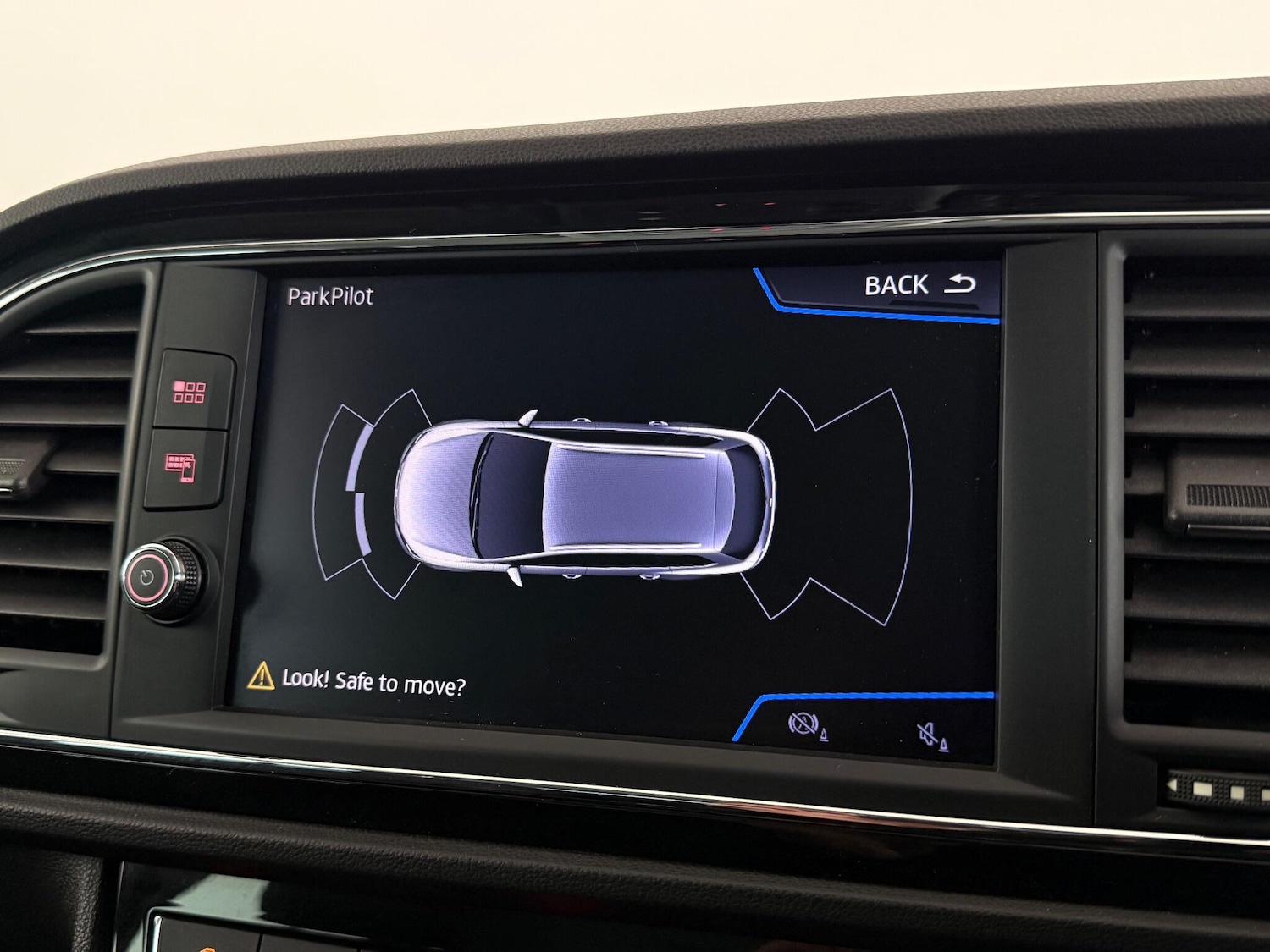 Used SEAT Leon 2019 for sale - 77259973: Photo 31