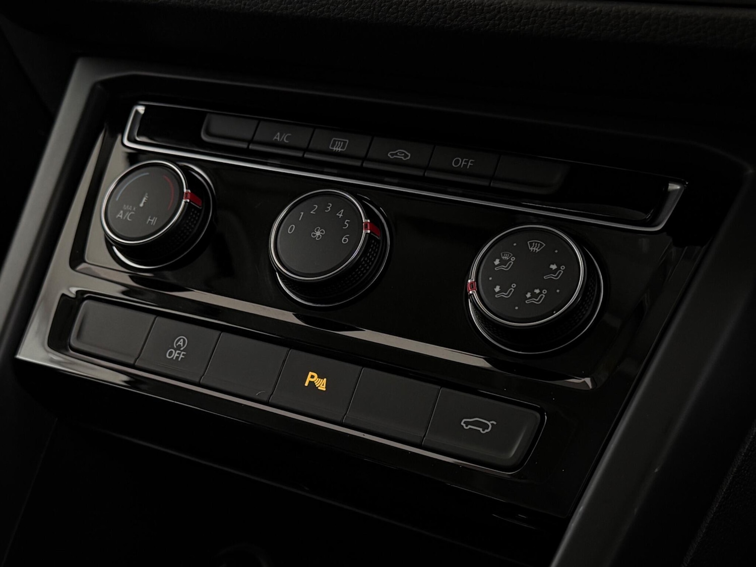 Used Volkswagen Touran 2017 for sale - 77268191: Photo 29