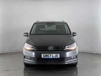 Used Volkswagen Touran 2017 for sale - 77268191: Photo