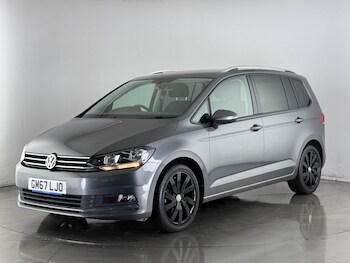 Used Volkswagen Touran 2017 for sale - 77268191: Photo