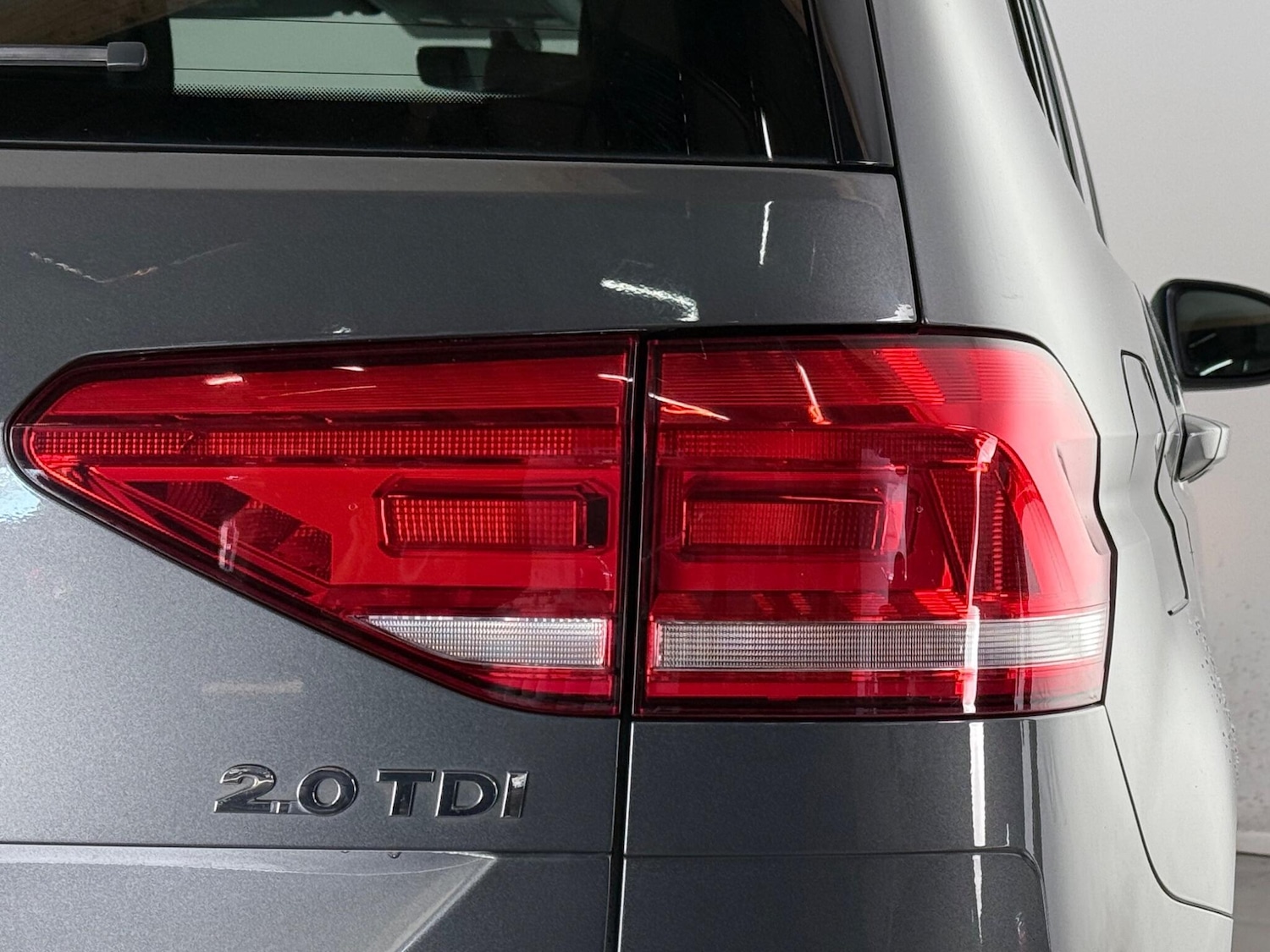 Used Volkswagen Touran 2017 for sale - 77268191: Photo 8