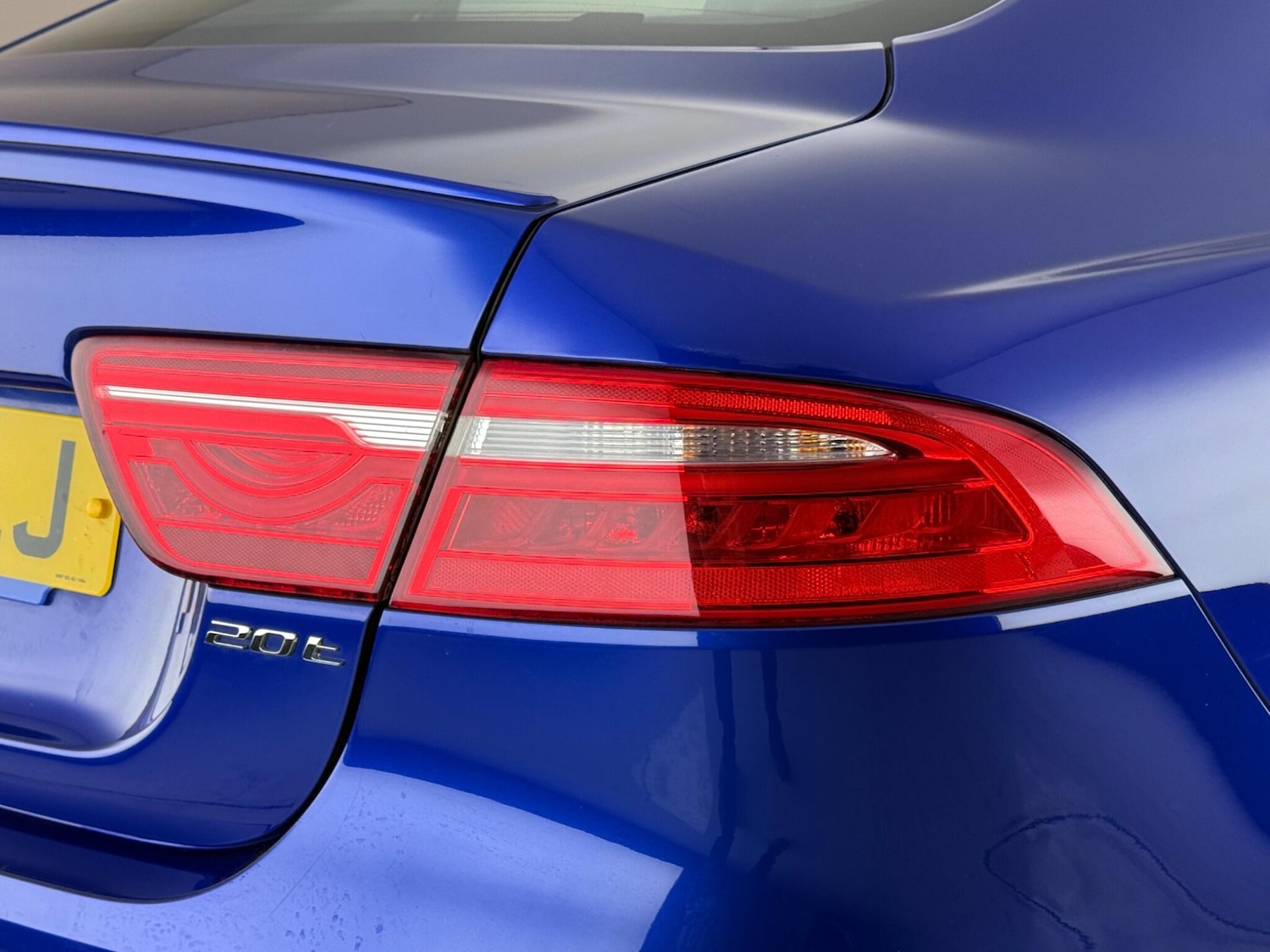 Used Jaguar XE 2018 for sale - 78065048: Photo 7