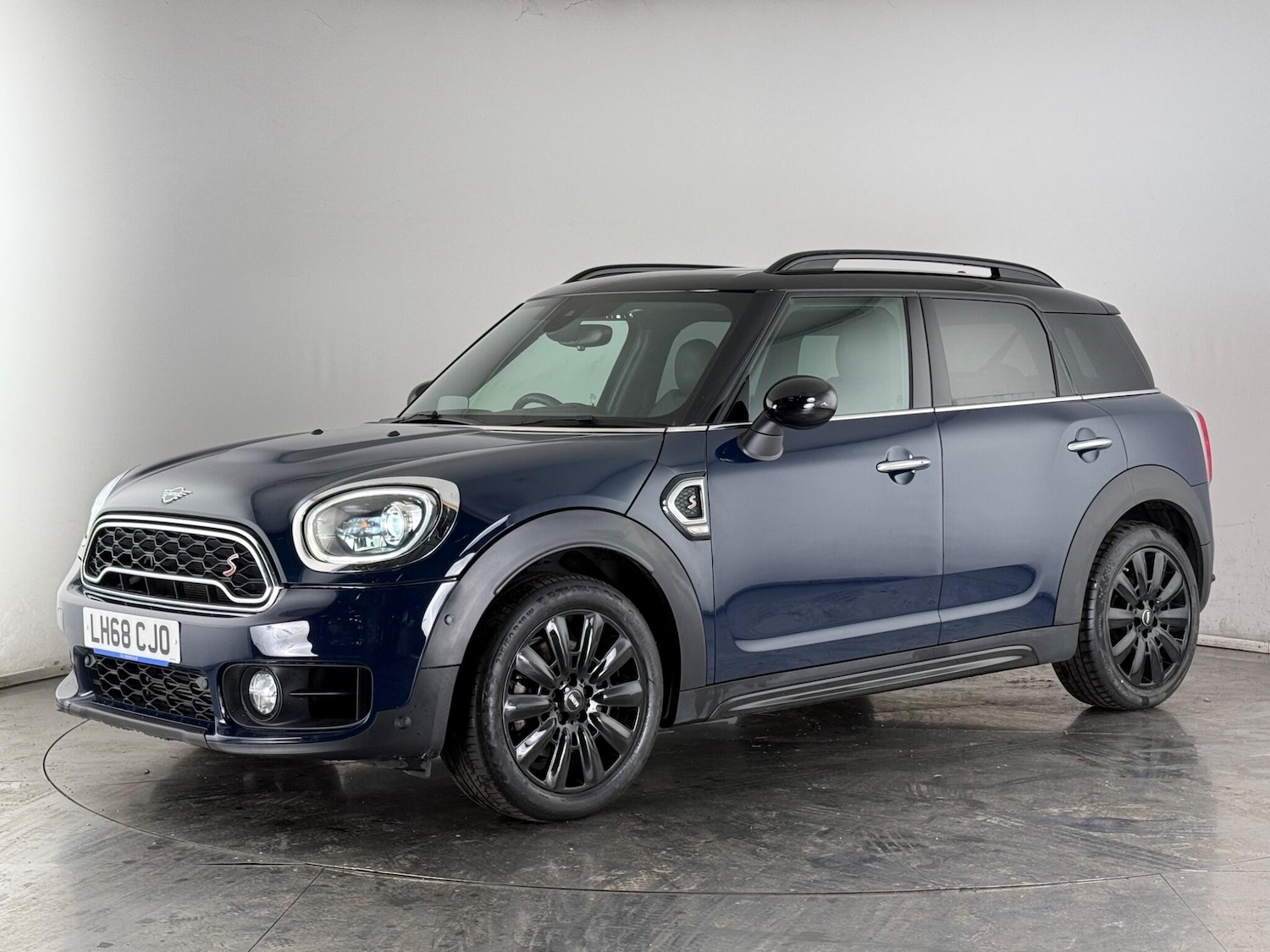 Used MINI Countryman 2018 for sale - 77760551: Photo 2
