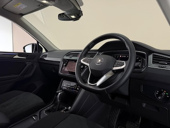 Used Volkswagen Tiguan 2020 for sale - 78867088: Photo