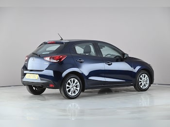 Used Mazda Mazda2 2017 for sale - 77705713: Photo