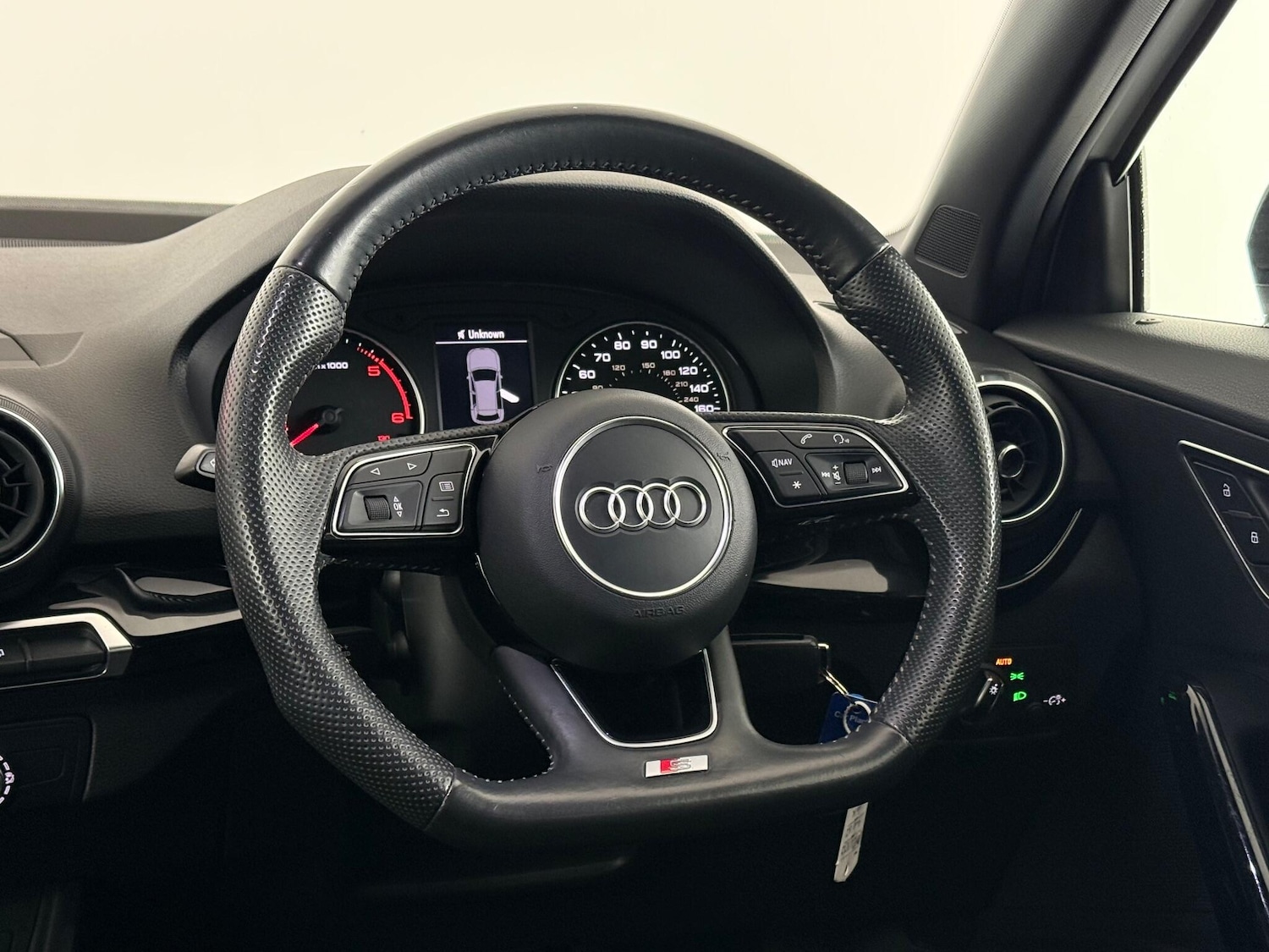 Used Audi Q2 2020 for sale - 76466737: Photo 25