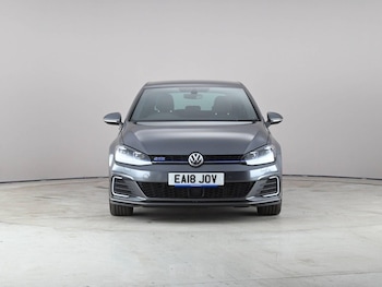 Used Volkswagen Golf 2018 for sale - 78421565: Photo