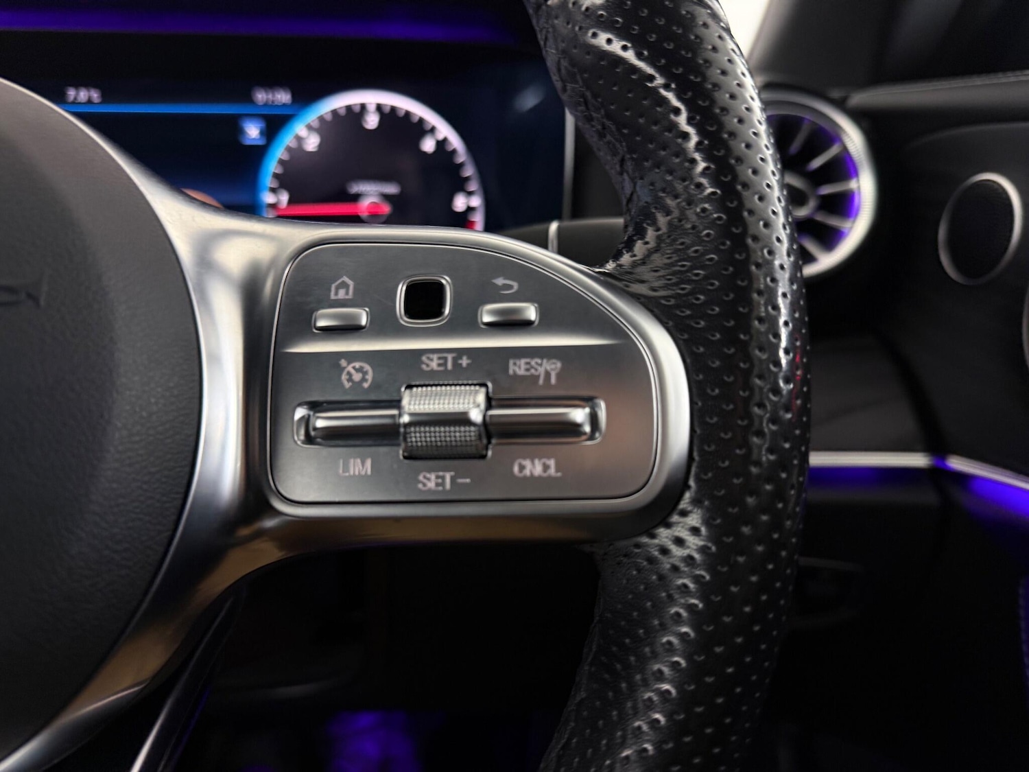 Used Mercedes-Benz E Class 2020 for sale - 77182973: Photo 17