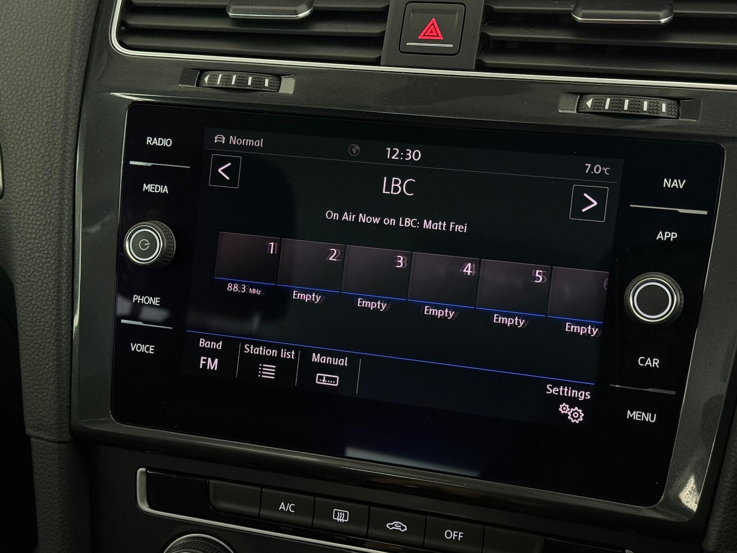 Used Volkswagen Golf 2018 for sale - 77222789: Photo 22