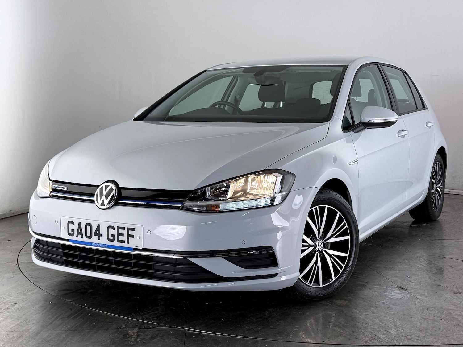 Used Volkswagen Golf 2018 for sale - 77222789: Photo 42