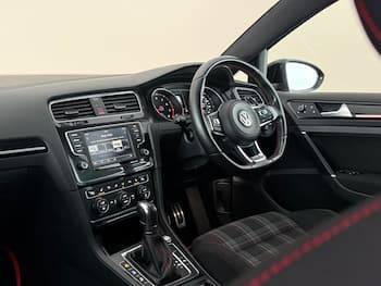 Used Volkswagen Golf 2016 for sale - 79688614: Photo