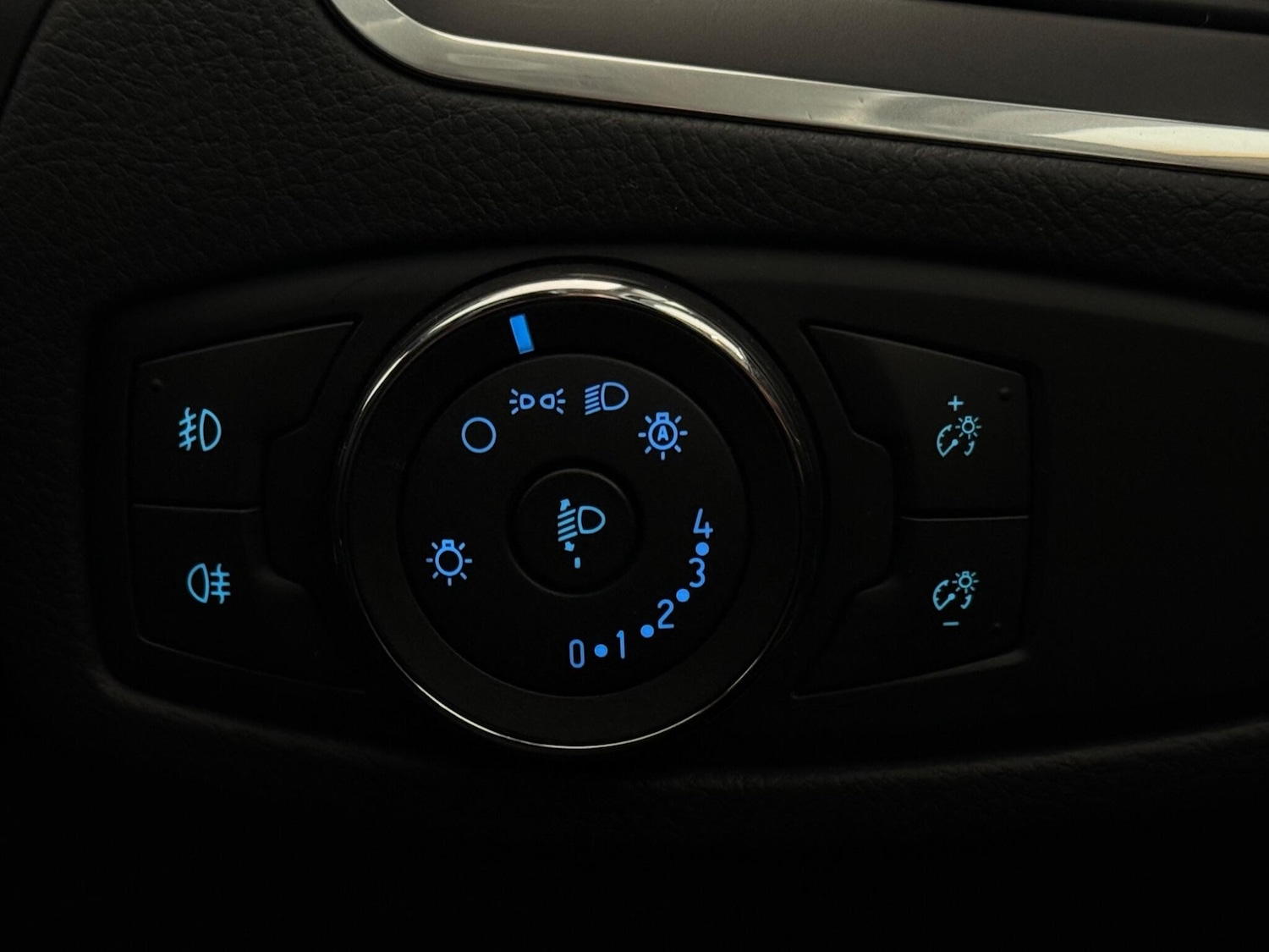 Used Ford S-Max 2018 for sale - 77387826: Photo 34