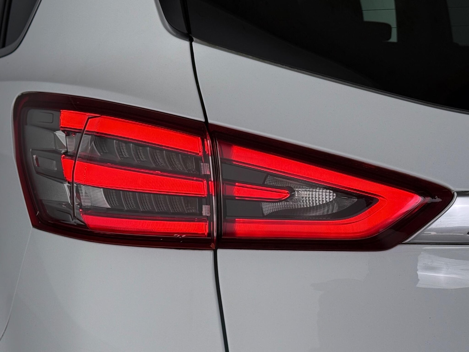 Used Ford S-Max 2018 for sale - 77387826: Photo 8