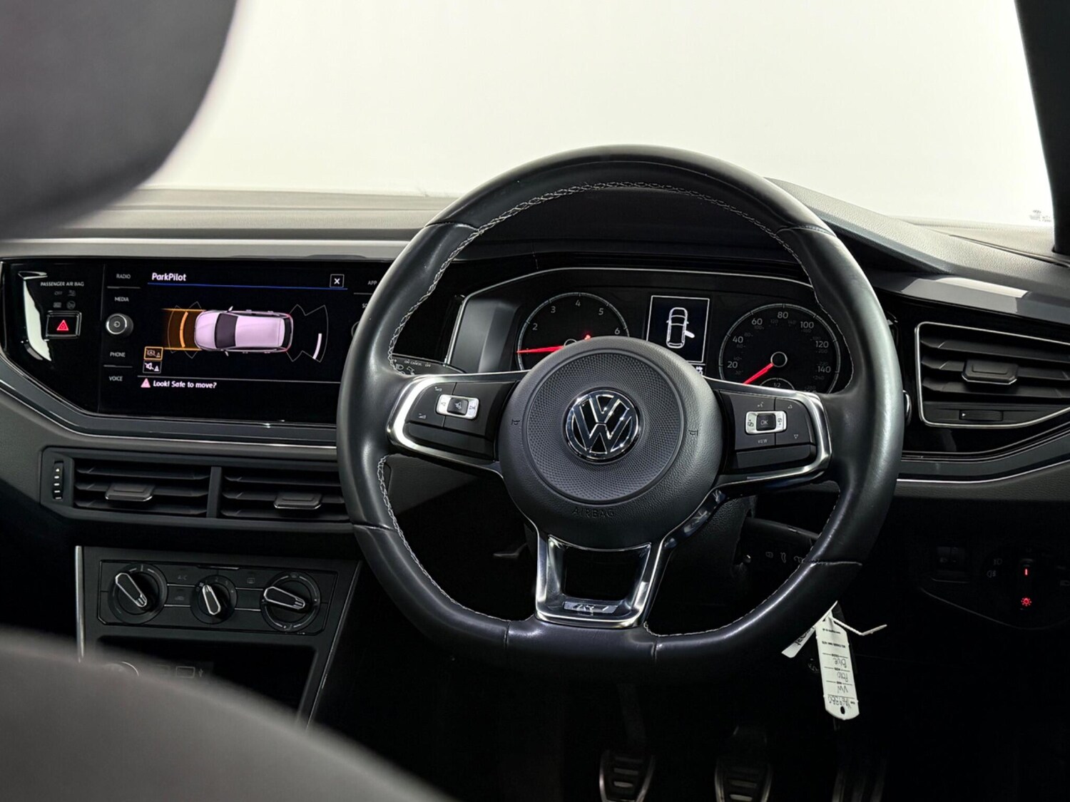 Used Volkswagen Polo 2019 for sale - 77984734: Photo 17