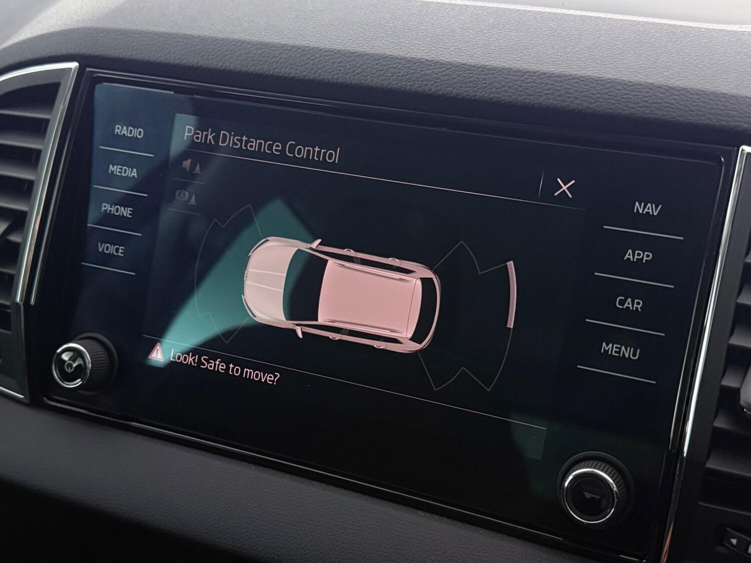 Used Skoda Karoq 2021 for sale - 78048324: Photo 29