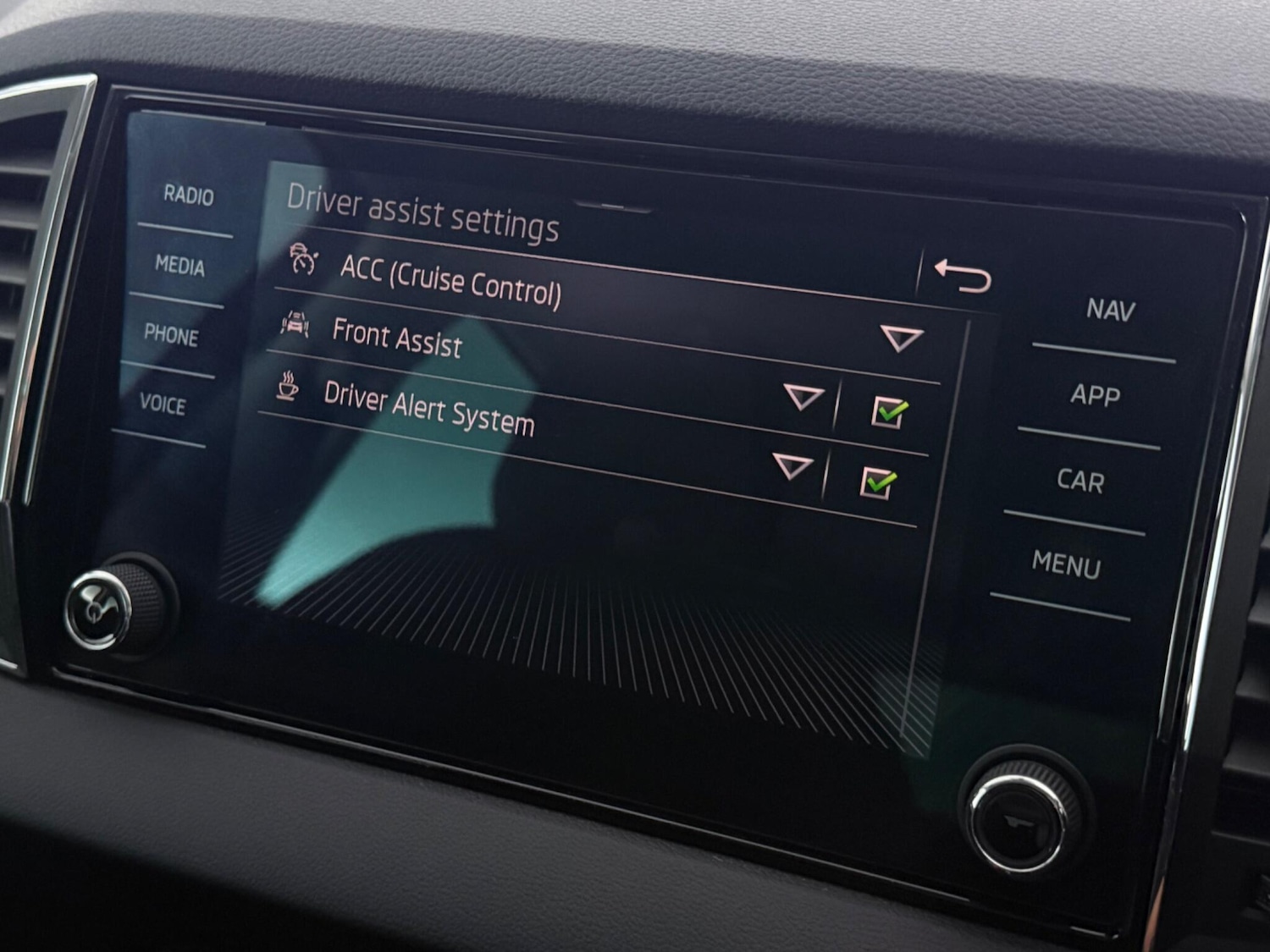 Used Skoda Karoq 2021 for sale - 78048324: Photo 30