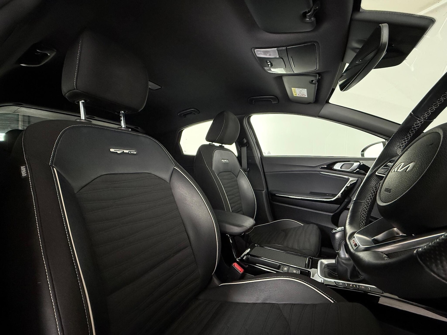 Used Kia XCeed 2023 for sale - 76727737: Photo 15