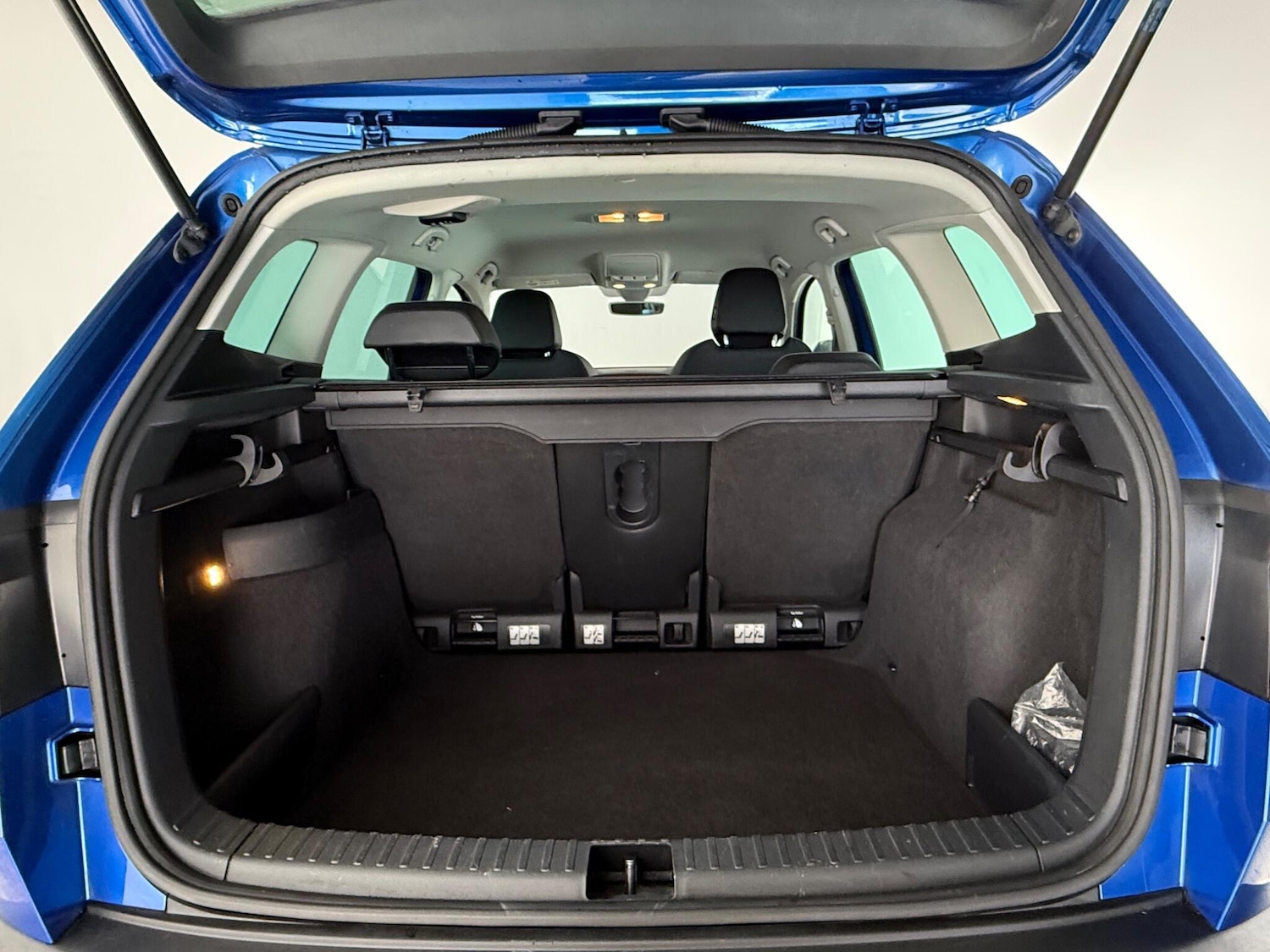 Used Skoda Karoq 2019 for sale - 77243381: Photo 10