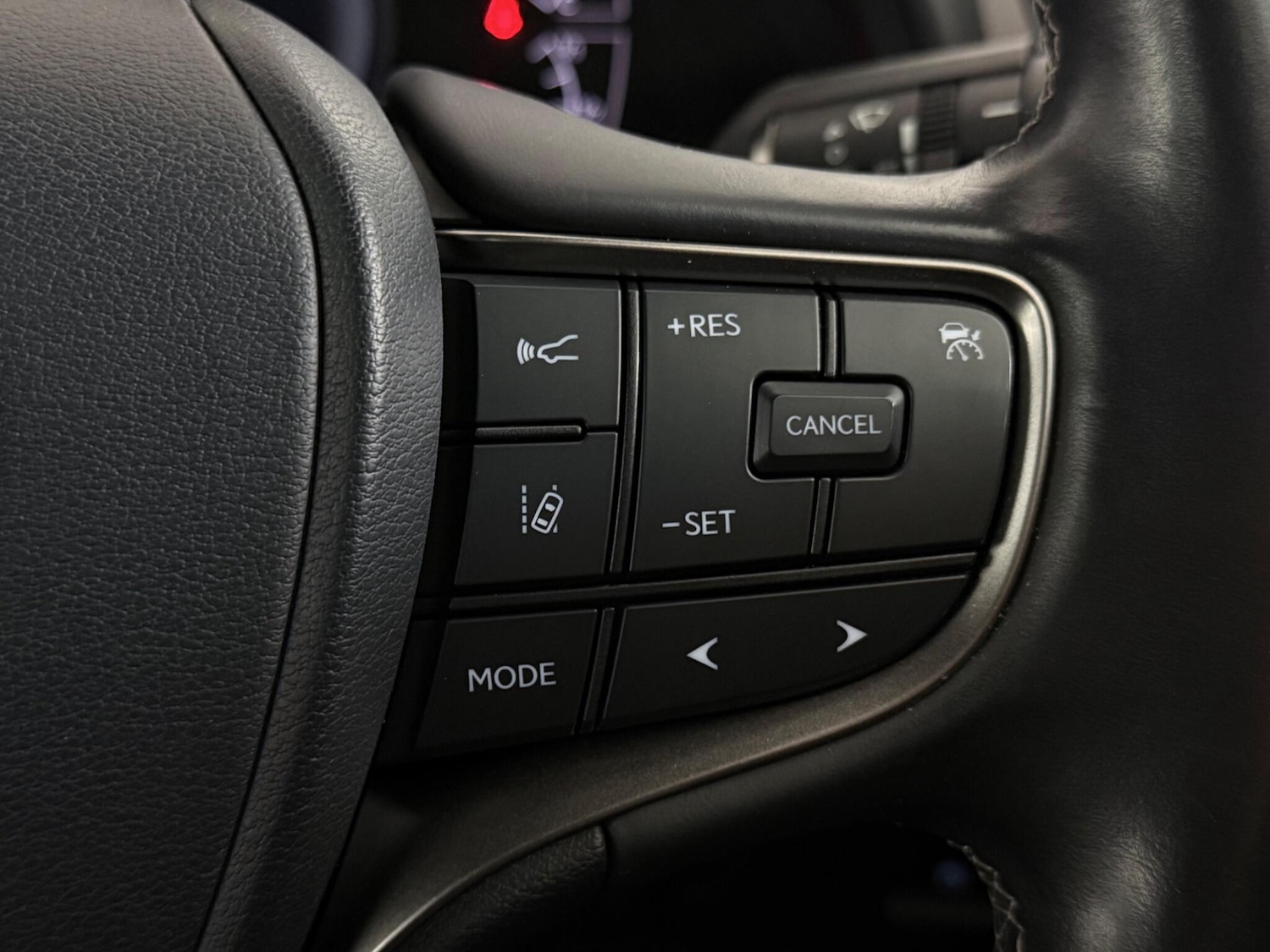 Used Lexus UX 2022 for sale - 77345793: Photo 18