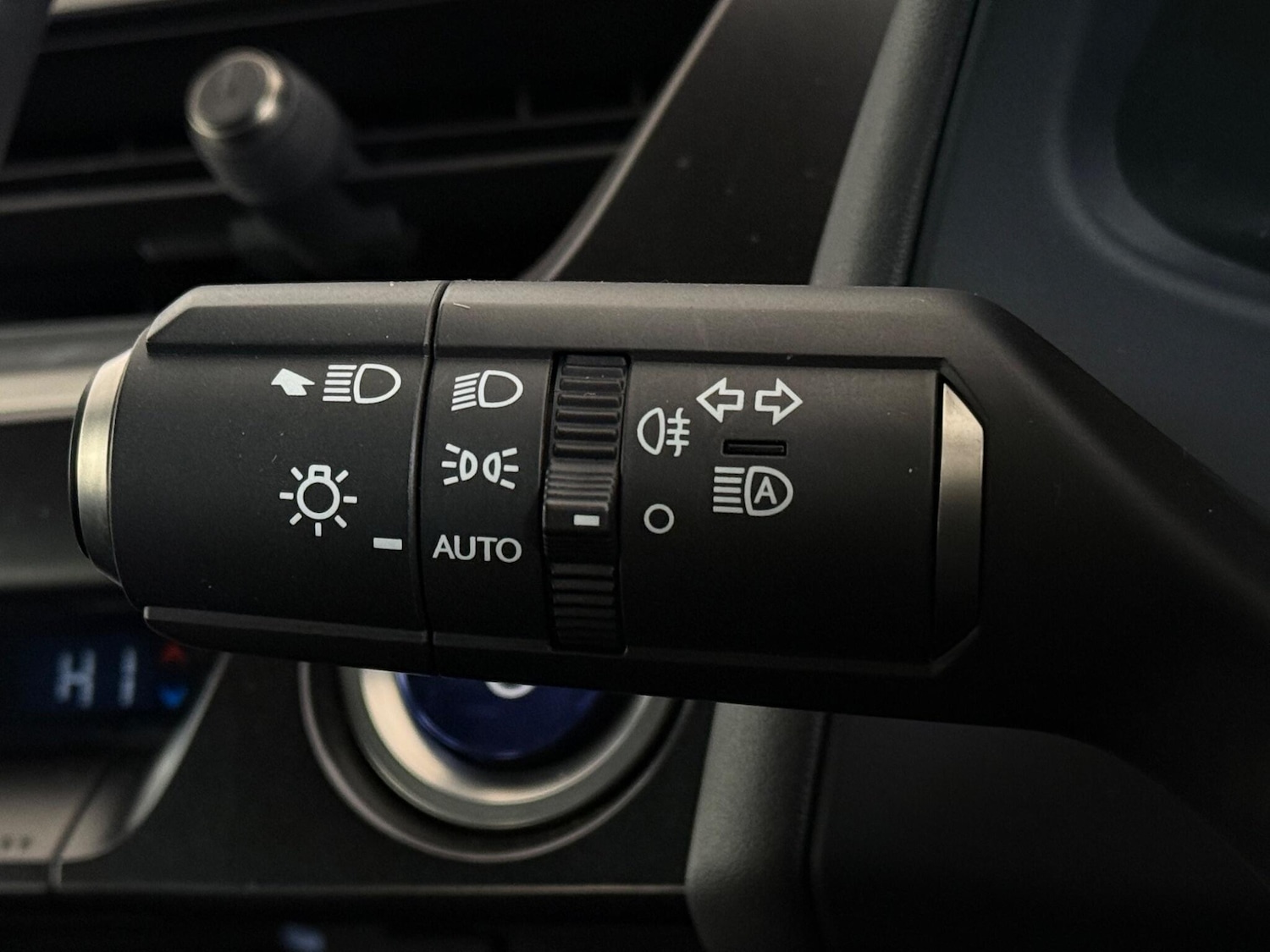 Used Lexus UX 2022 for sale - 77345793: Photo 19