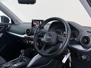 Used Audi Q2 2017 for sale - 79225451: Photo