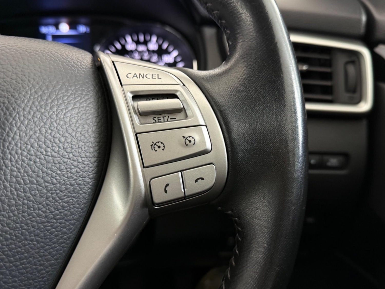 Used Nissan Qashqai 2016 for sale - 77243918: Photo 17