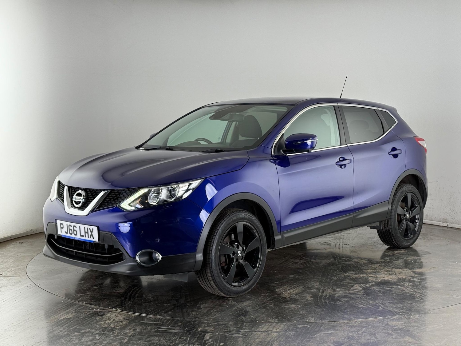 Used Nissan Qashqai 2016 for sale - 77243918: Photo 3