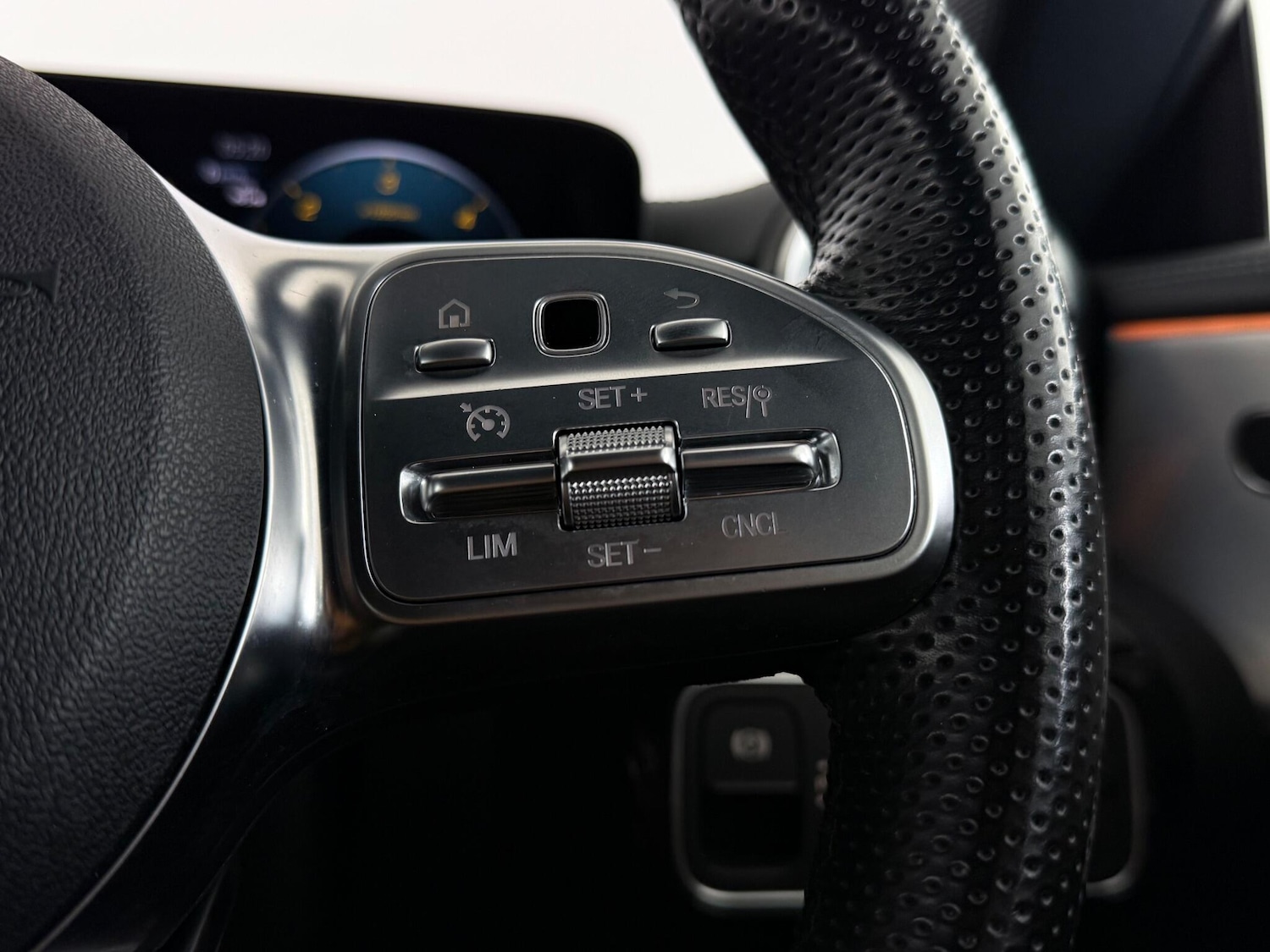 Used Mercedes-Benz CLA 2023 for sale - 76466870: Photo 25