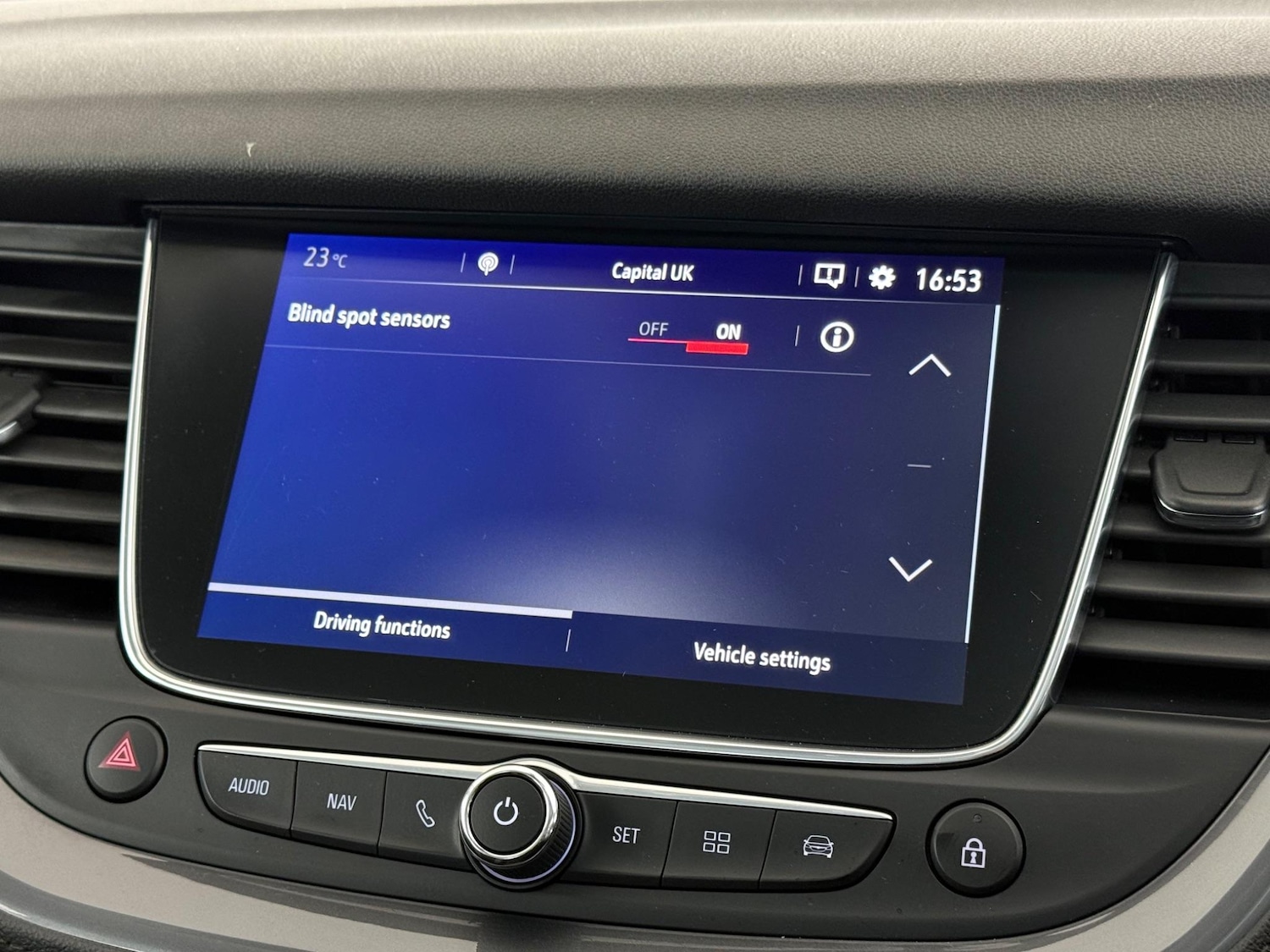 Used Vauxhall Grandland X 2018 for sale - 77243788: Photo 32