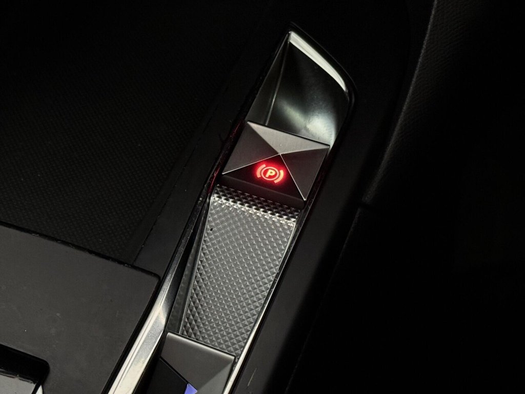 Used DS Automobiles DS 3 Crossback 2019 for sale - 75911432: Photo 41