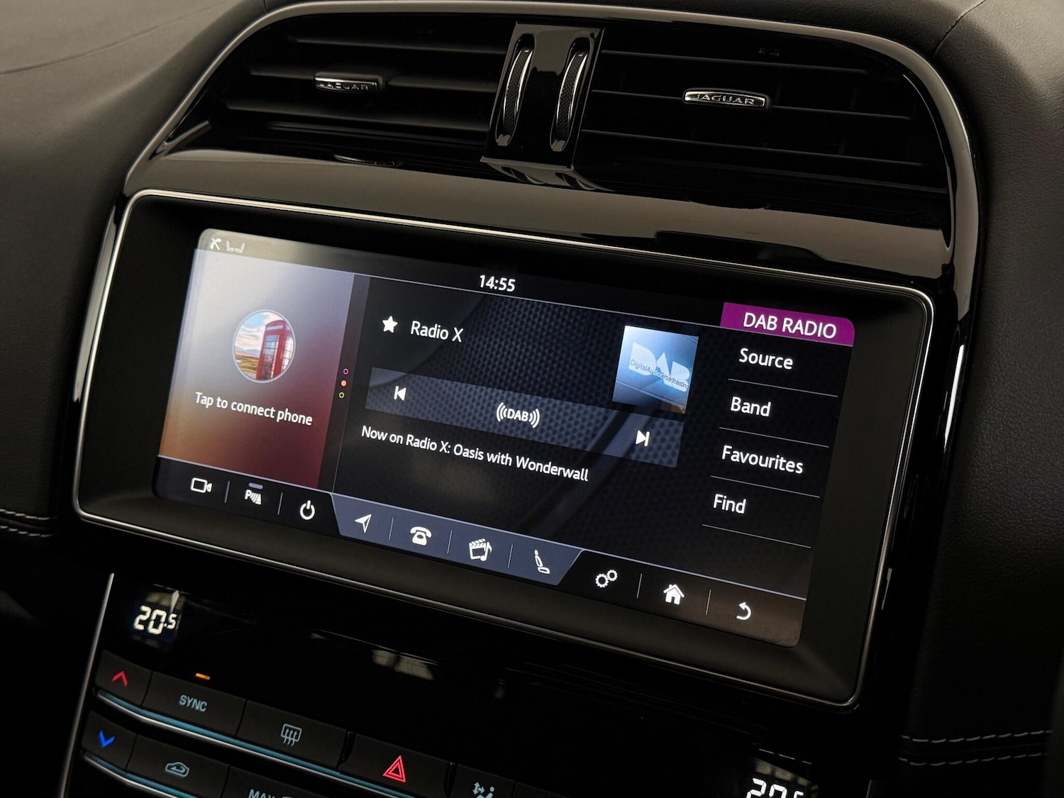 Used Jaguar XE 2019 for sale - 77260462: Photo 27