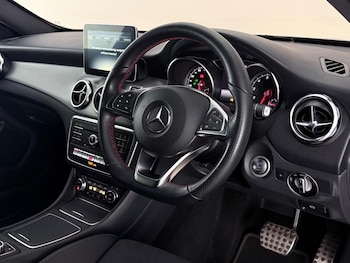Used Mercedes-Benz GLA 2020 for sale - 78935485: Photo