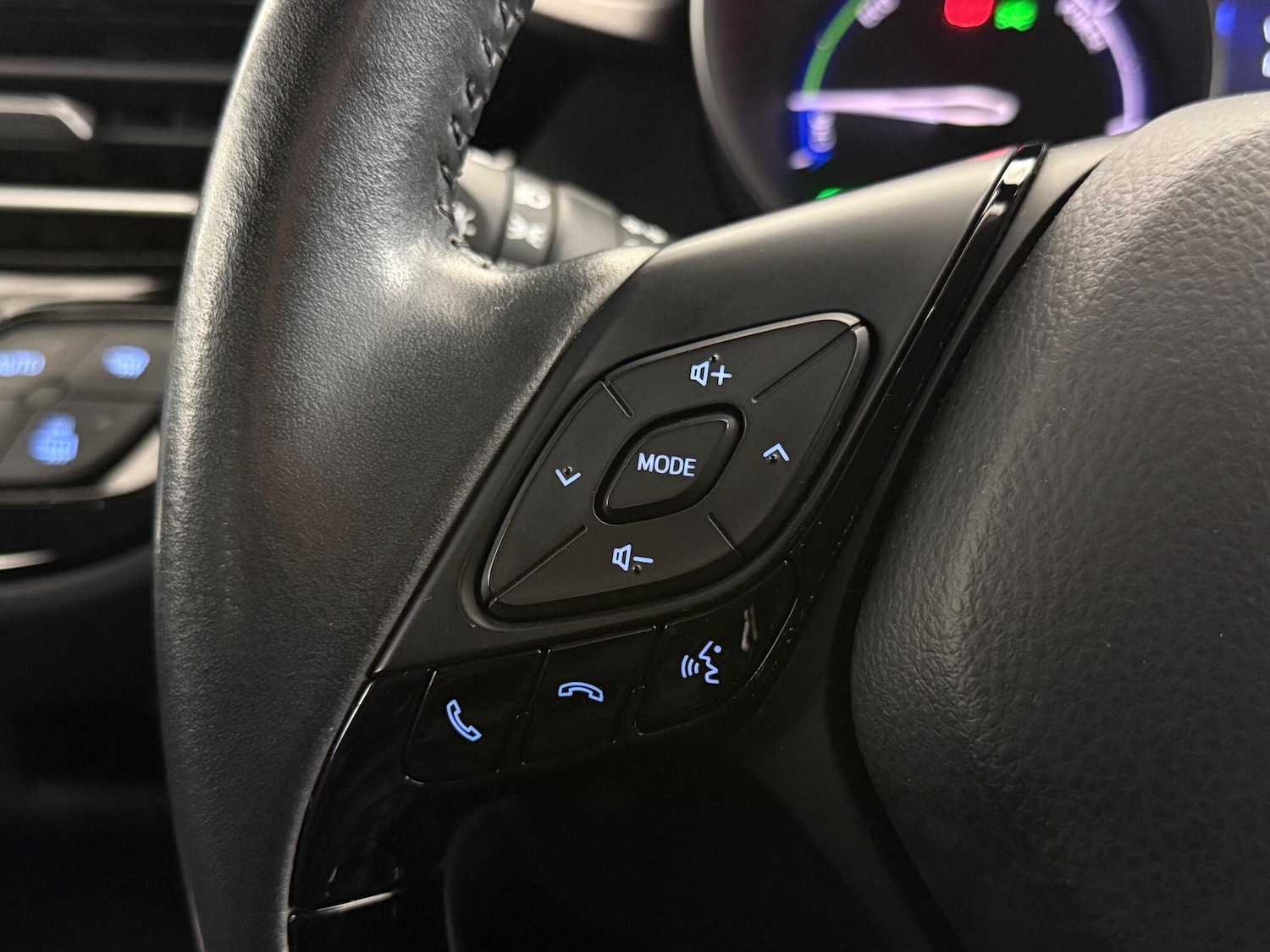 Used Toyota C-HR 2020 for sale - 77247008: Photo 18