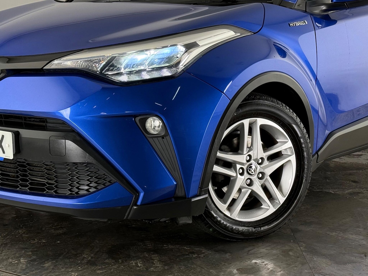 Used Toyota C-HR 2020 for sale - 77247008: Photo 34