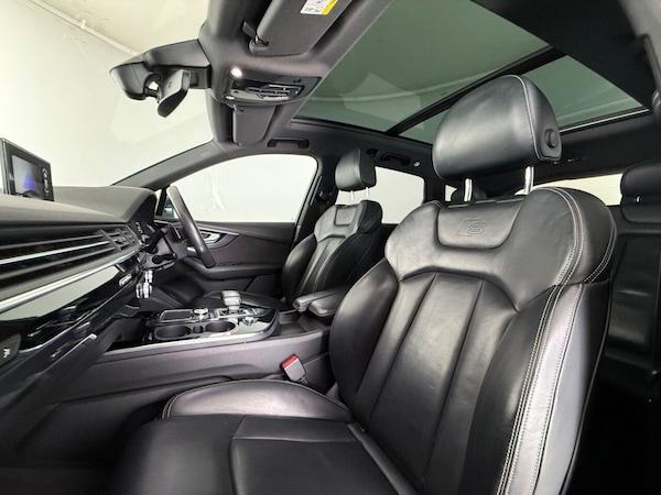 Used Audi Q7 2018 for sale - 76273940: Photo 16