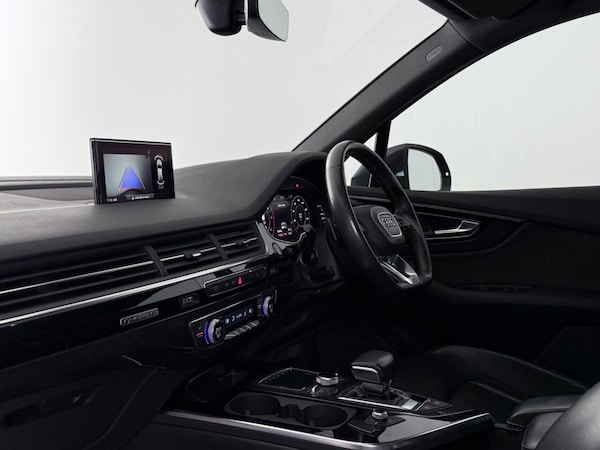 Used Audi Q7 2018 for sale - 76273940: Photo 24