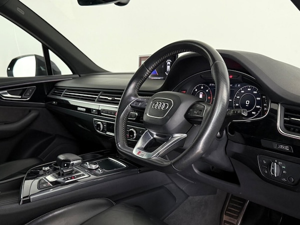 Used Audi Q7 2018 for sale - 76273940: Photo 26