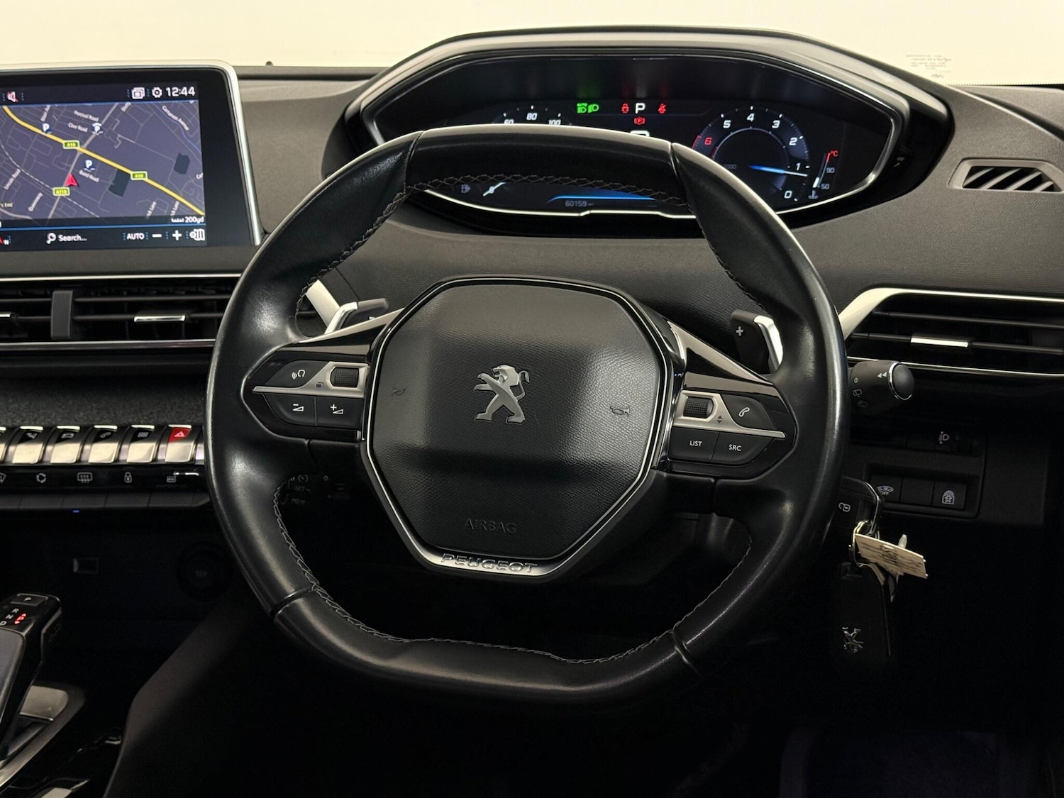 Used Peugeot 3008 2018 for sale - 76466808: Photo 14