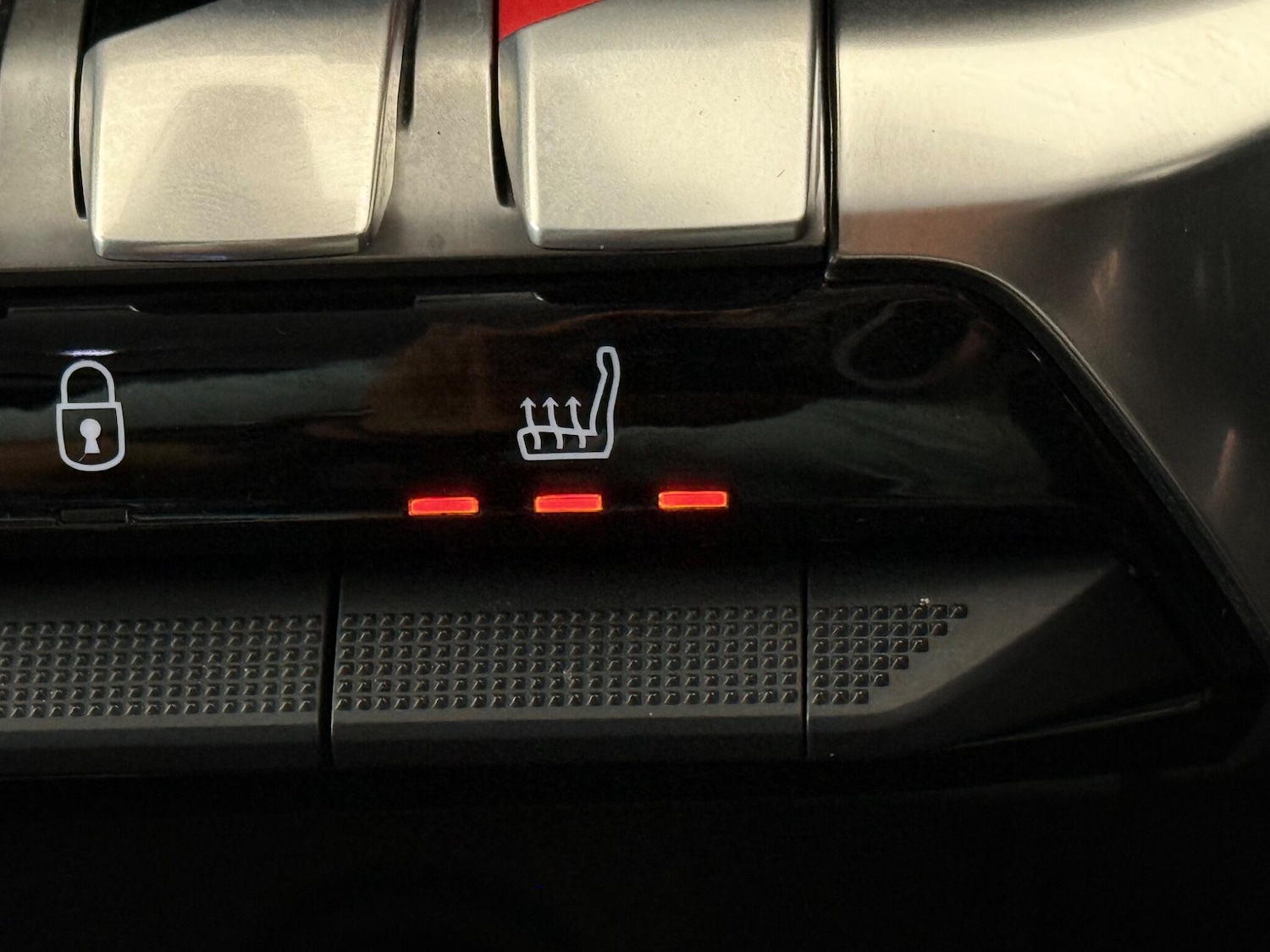 Used Peugeot 3008 2018 for sale - 76466808: Photo 40