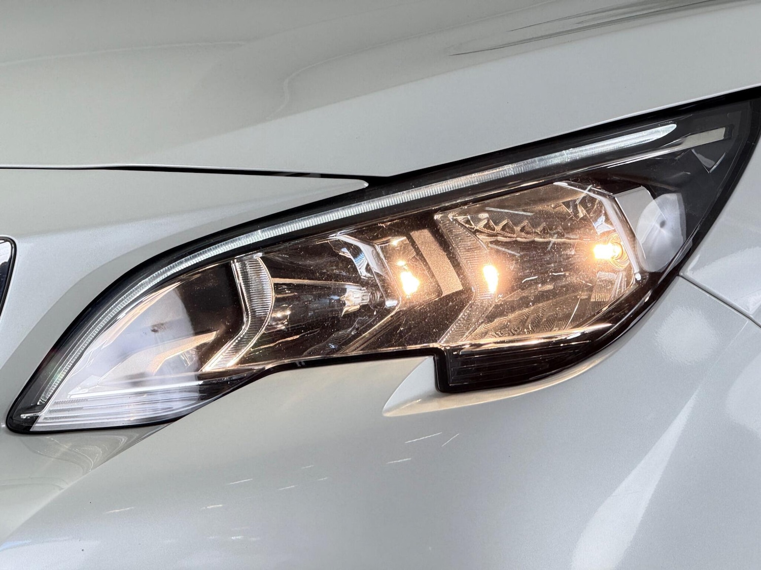 Used Peugeot 3008 2018 for sale - 76466808: Photo 8