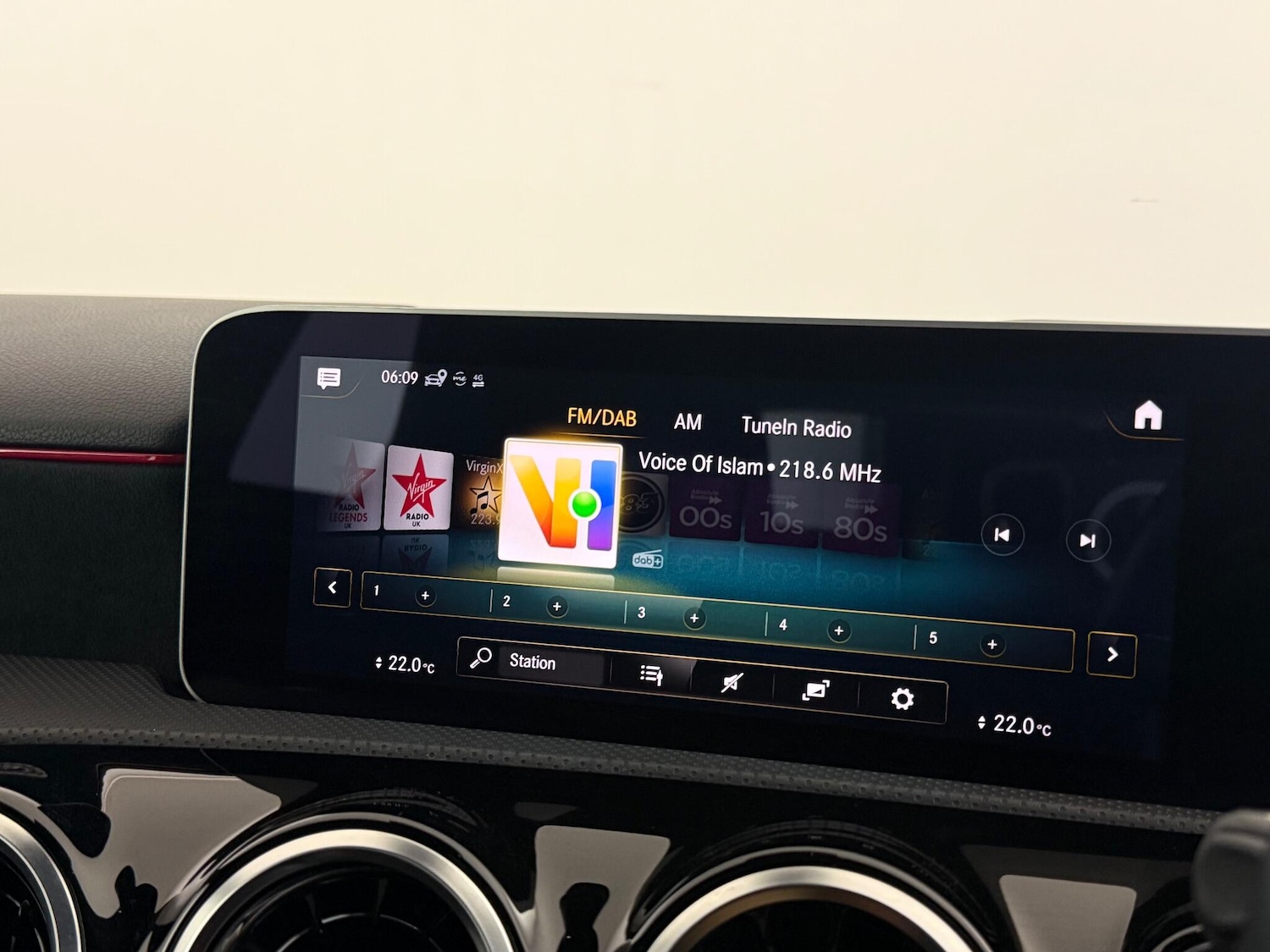 Used Mercedes-Benz A-Class 2020 for sale - 76466787: Photo 32