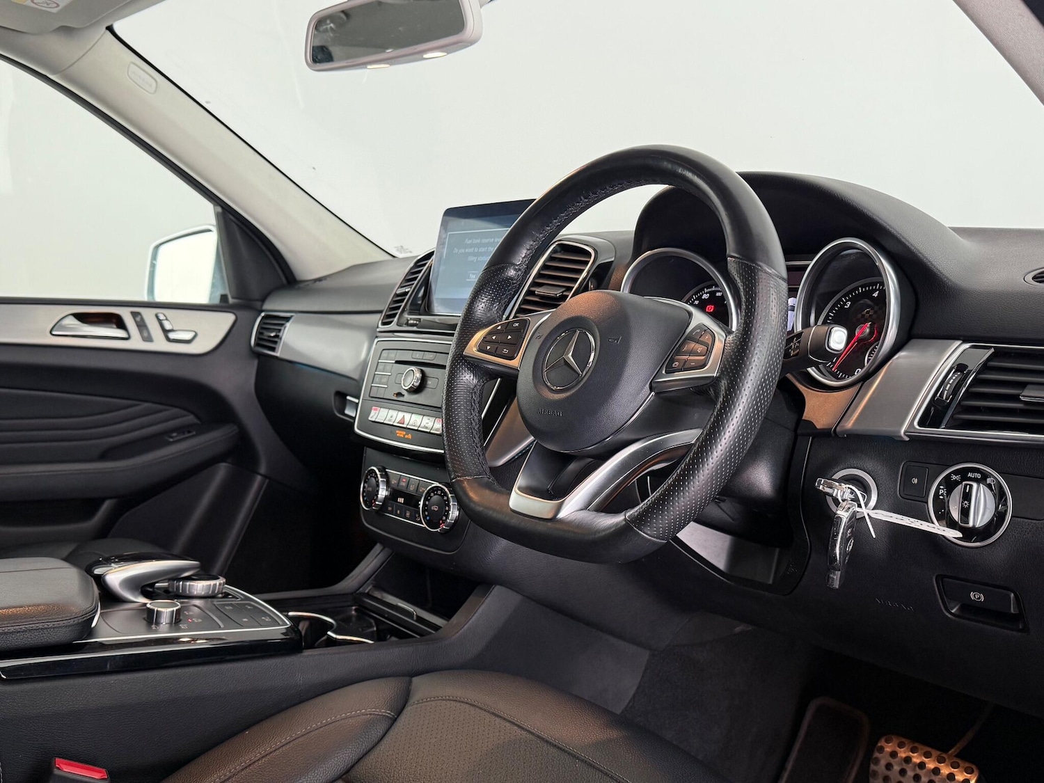 Used Mercedes-Benz GLE 2017 for sale - 77246377: Photo 11