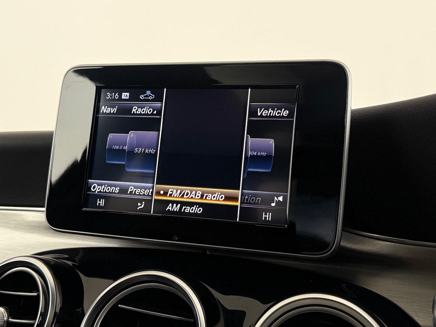 Used Mercedes-Benz C Class 2018 for sale - 77246737: Photo 26