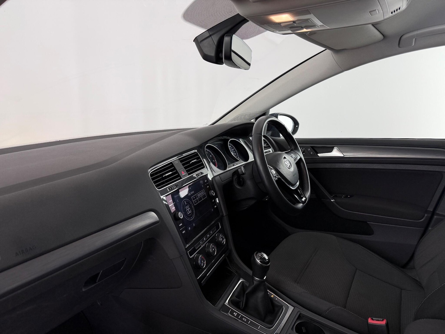 Used Volkswagen Golf 2018 for sale - 77182570: Photo 13