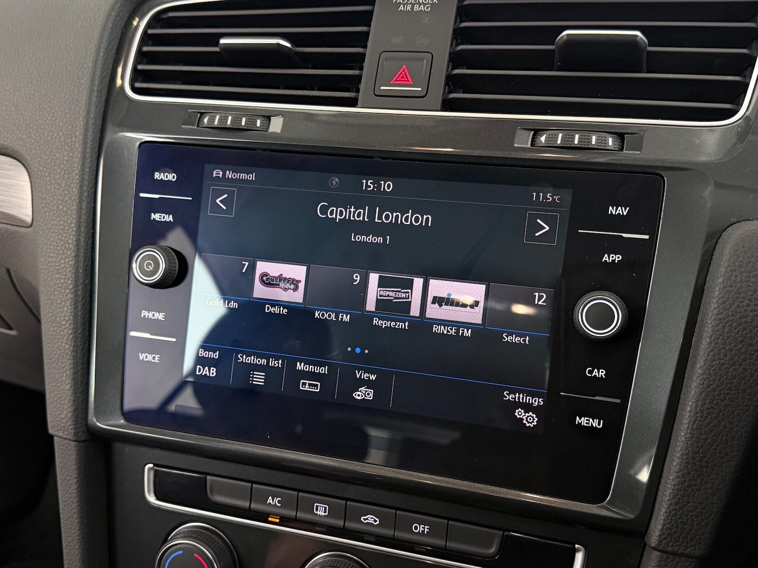 Used Volkswagen Golf 2018 for sale - 77182570: Photo 24