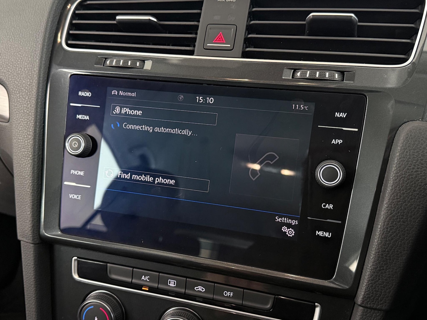 Used Volkswagen Golf 2018 for sale - 77182570: Photo 27