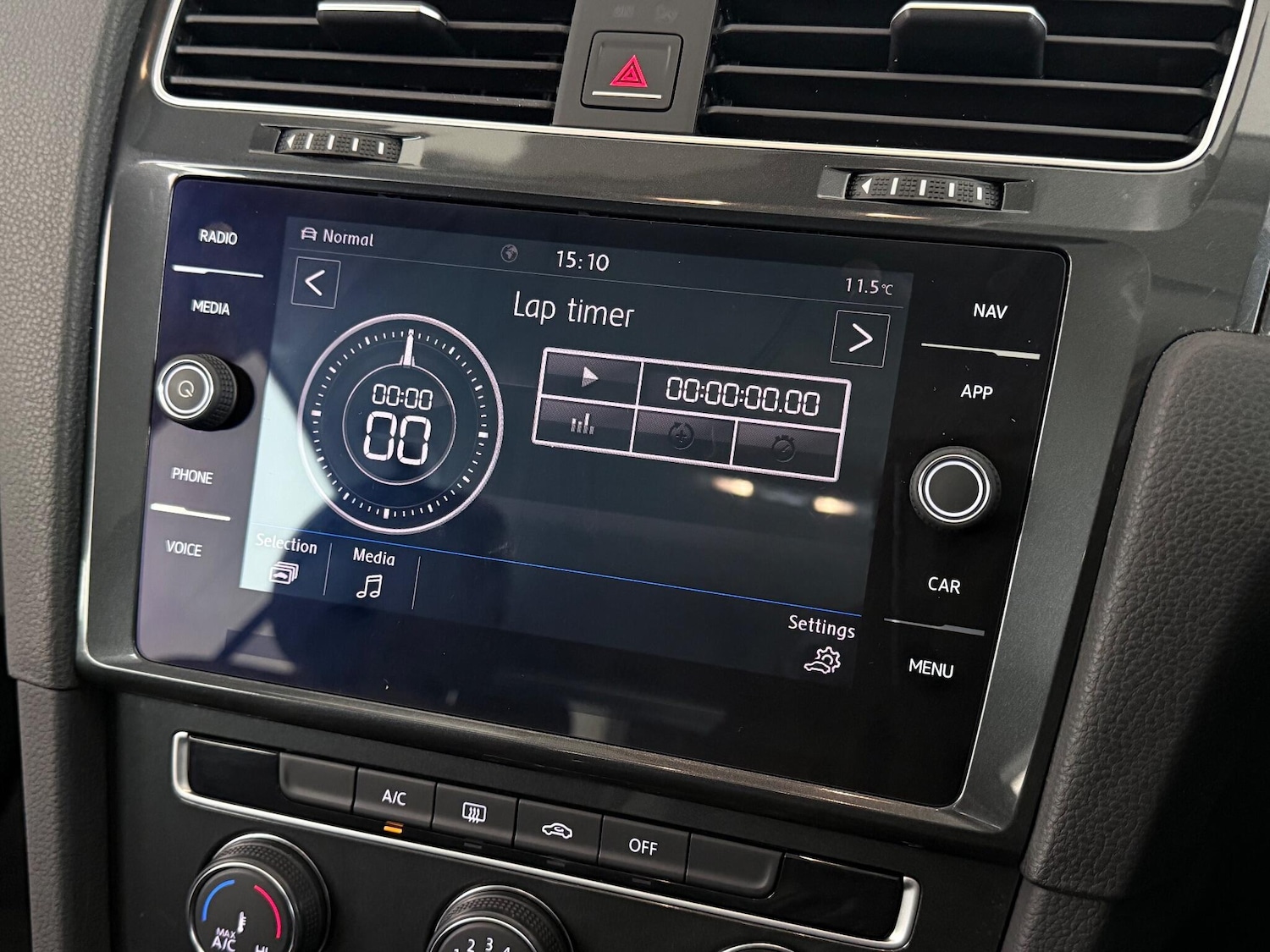 Used Volkswagen Golf 2018 for sale - 77182570: Photo 31